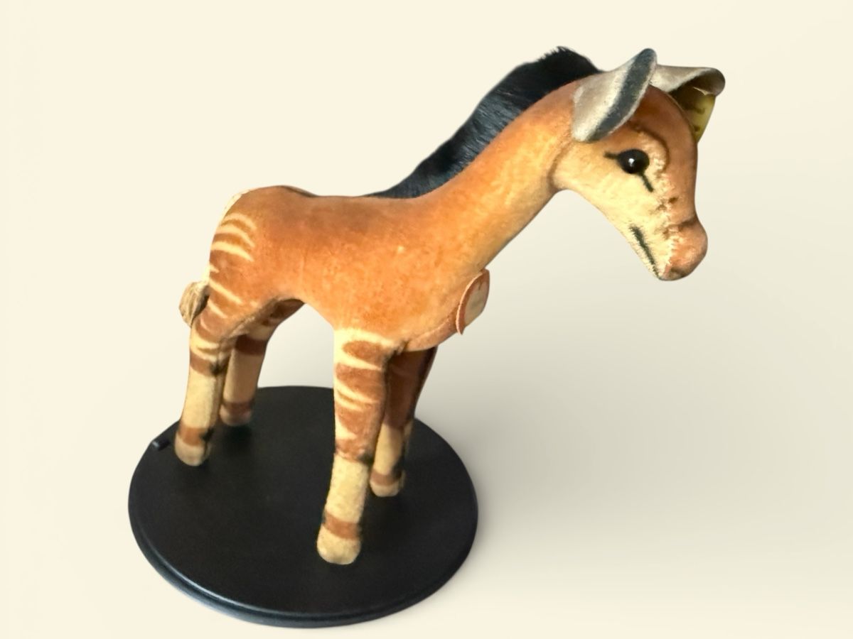 Steiff Spielzeuge: Vintage Steiff Plüschtier – Okapi – Gebraucht aus Lamone von LaCantinaMagica