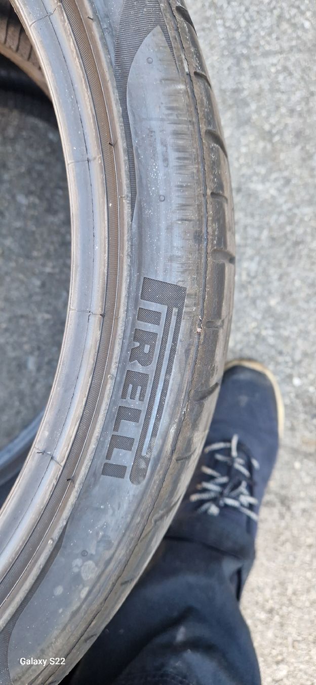 Pirelli Pneumatici & Ruote complete: Sommerpneu 235/35/R29 – Usato da herzogenbuchsee venduto da jamma01 4