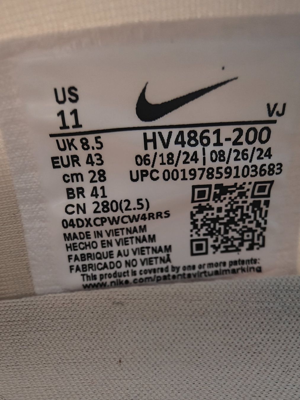 Nike Chaussures hommes: Nike Air Max DN – Neuf avec emballage d'origine à Fleurier par dav_xx8y 7