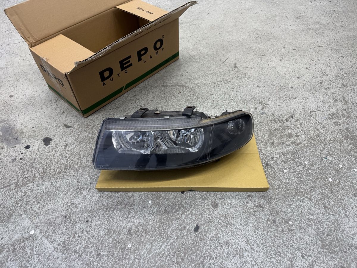 Seat Fari: Scheinwerfer Seat Leon 1 M angle eyes  – Usato da Schötz venduto da cla_rvq5
