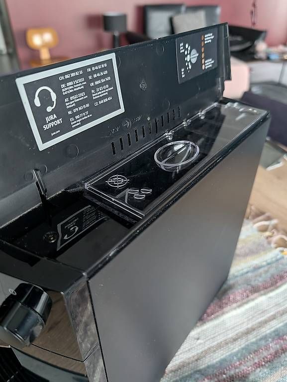 Jura Macchine per caffè & Macchine per espresso: Jura D4 / D400 – Usato da La Chaux-de-Fonds venduto da lessismore 3