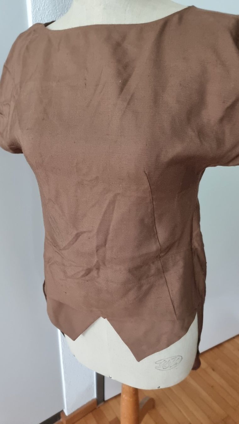 Camicette: Agnona Bluse Seide Silk – Usato da Riedikon venduto da Winter21. 3