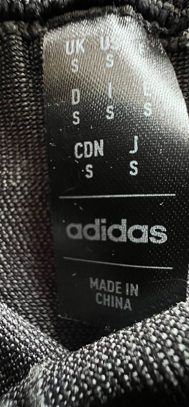 Adidas Leggings: Leggings  neuf Adidas taille s – Usato da Lugnorre venduto da jul_lnh6 3