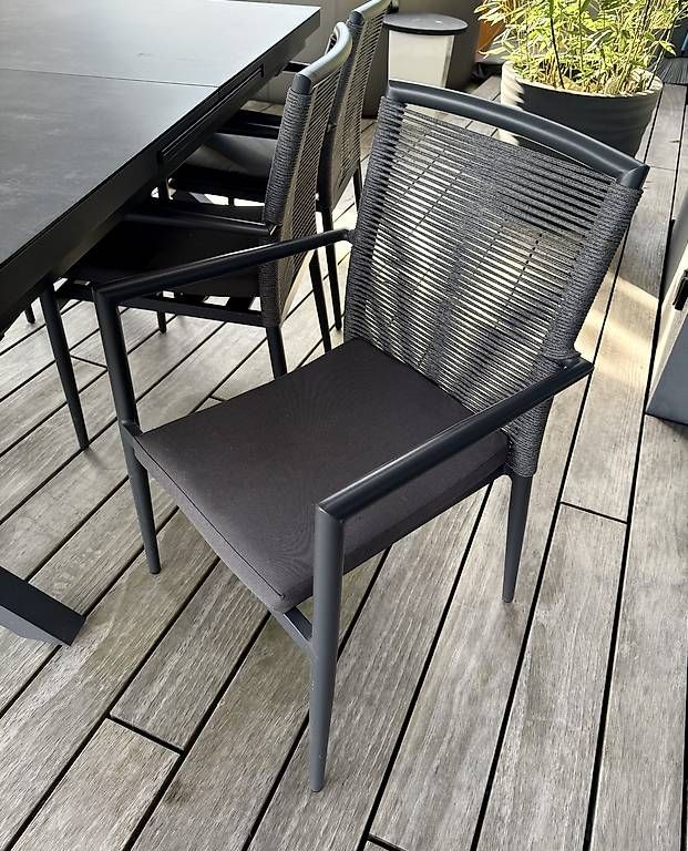 Set di tavolo e panche: Gartentisch mit 6 Stühlen – Usato da Schnottwil venduto da pacha08 4