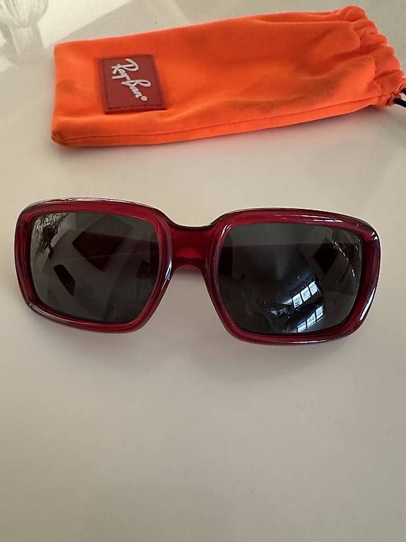 Ray-Ban Occhiali & Lenti: Kinderbrille Ray Ban – Usato da Stans venduto da annasophiedorothee