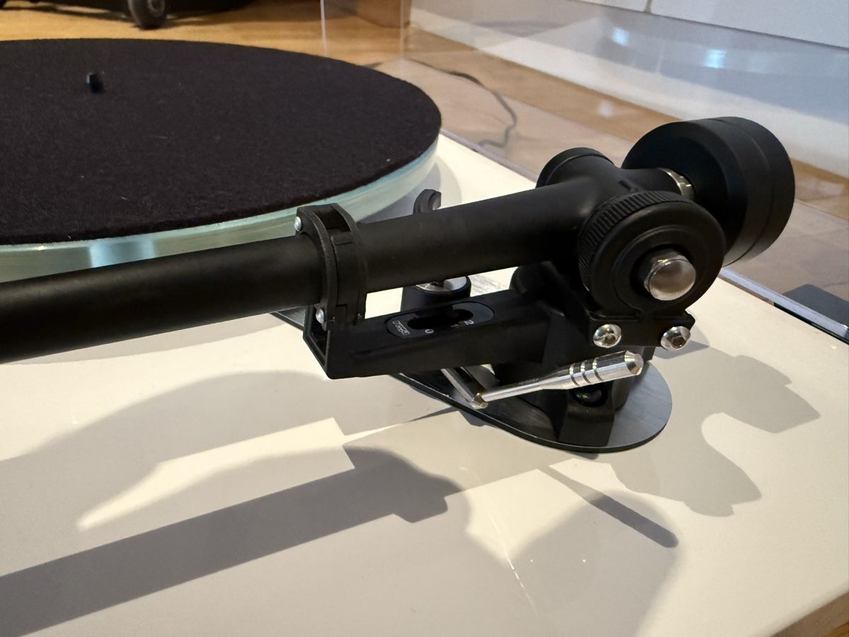 Rega Giradischi: Rega Planar P 3 mit Elys 2 – Usato da Luzern venduto da drt_p7b9 6