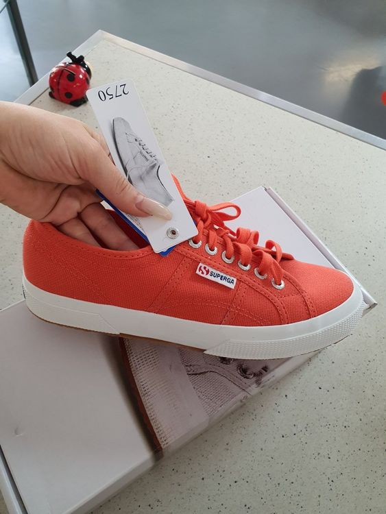 Superga red hot sale coral