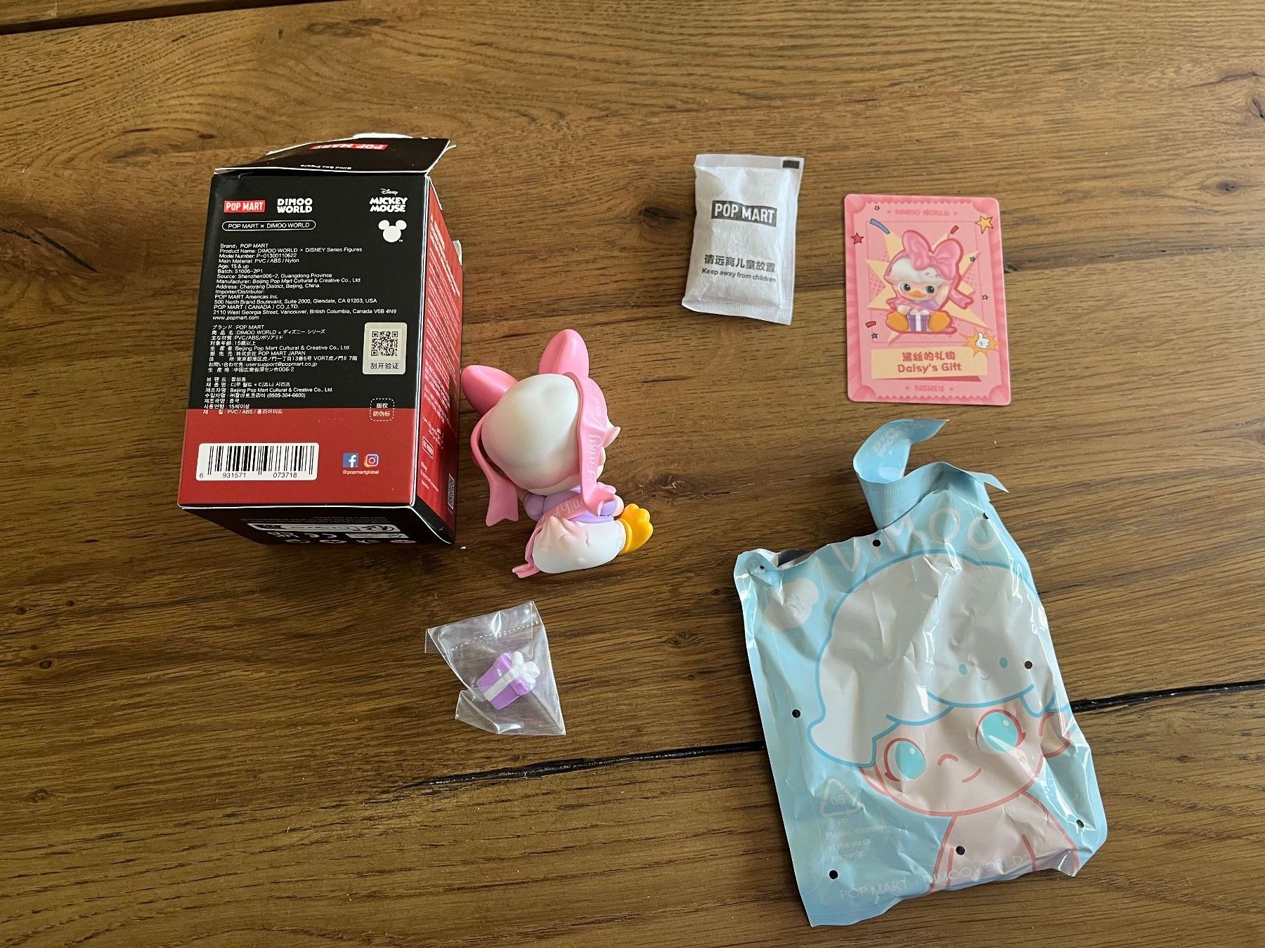 Pop Mart Figuren: Pop Mart Dimoo World Disney Daisy's Gift – Neu (gemäss Beschreibung) aus Basel von elfeli81 1