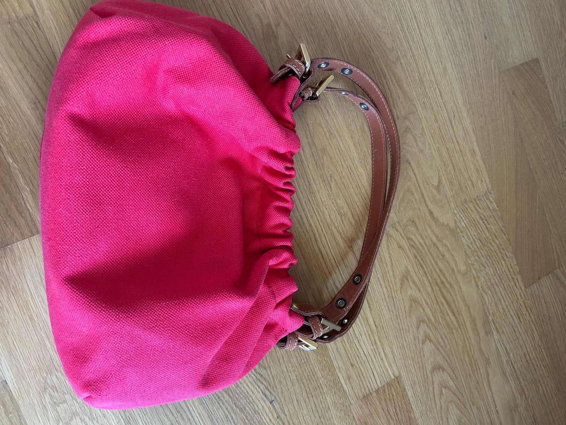 Sacs femmes: Rote Handtasche – Neuf (Voir description) à Rorschach par LuciaTramp 1