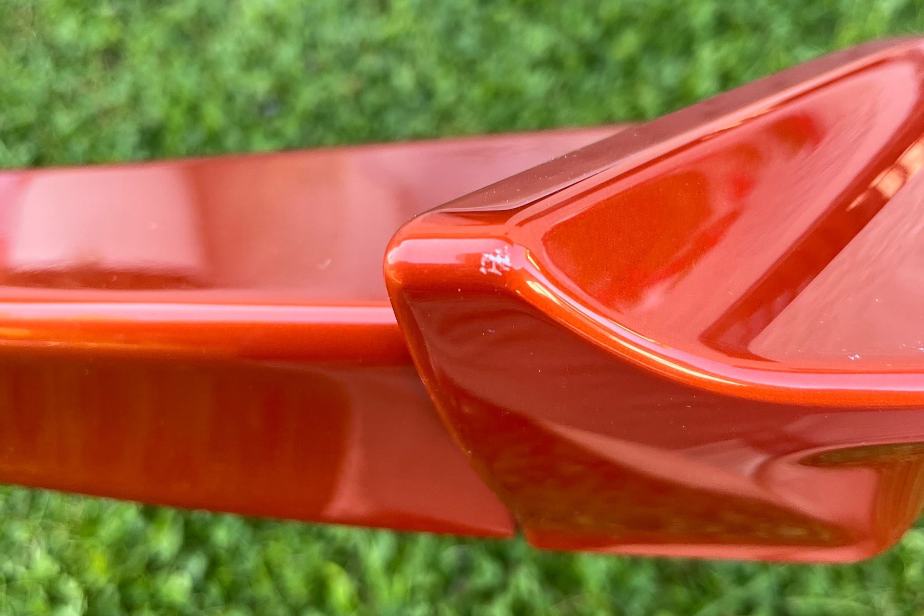 Toyota Tutti pezzi di ricambio auto: Toyota GT86 original Spoiler orange – Usato da Trogen venduto da maceCH 3