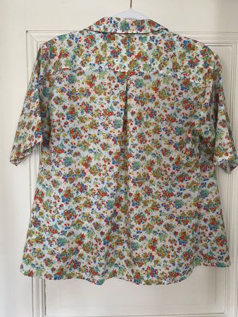 Vintage Damen Bluse kurzarm geblümt