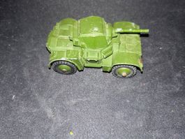 Dinky Toys 670 - Blindé Militaire Armoured Car