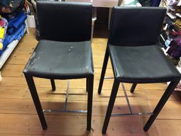 2 schwarze Kunstleder Barhocker