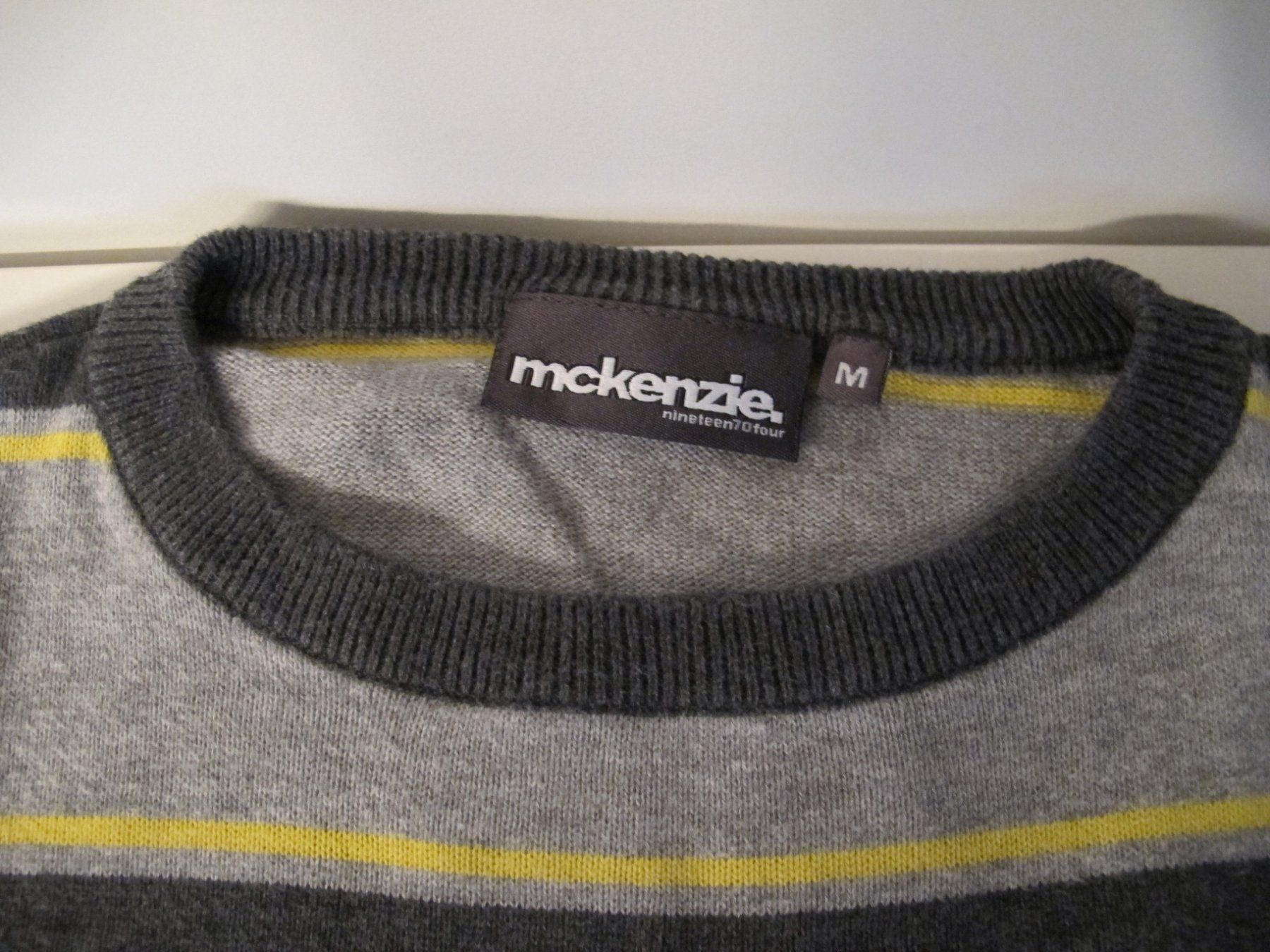 Pullover & Sweatshirts: McKenzie. Pullover, Grösse M, neu, Top Zustand – Neu (gemäss Beschreibung) aus Luzern von Joker84 1