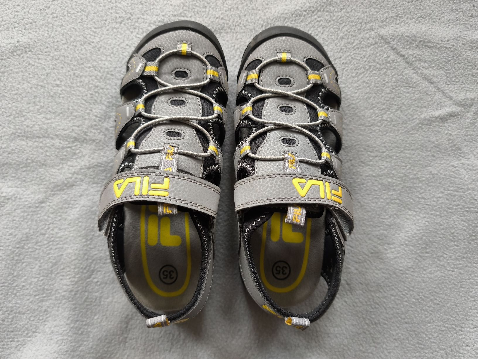 Fila Scarpe per ragazzi: FILA Kindersandalen Gr.35 – Usato da Bad Zurzach venduto da WinnerChickenDinner