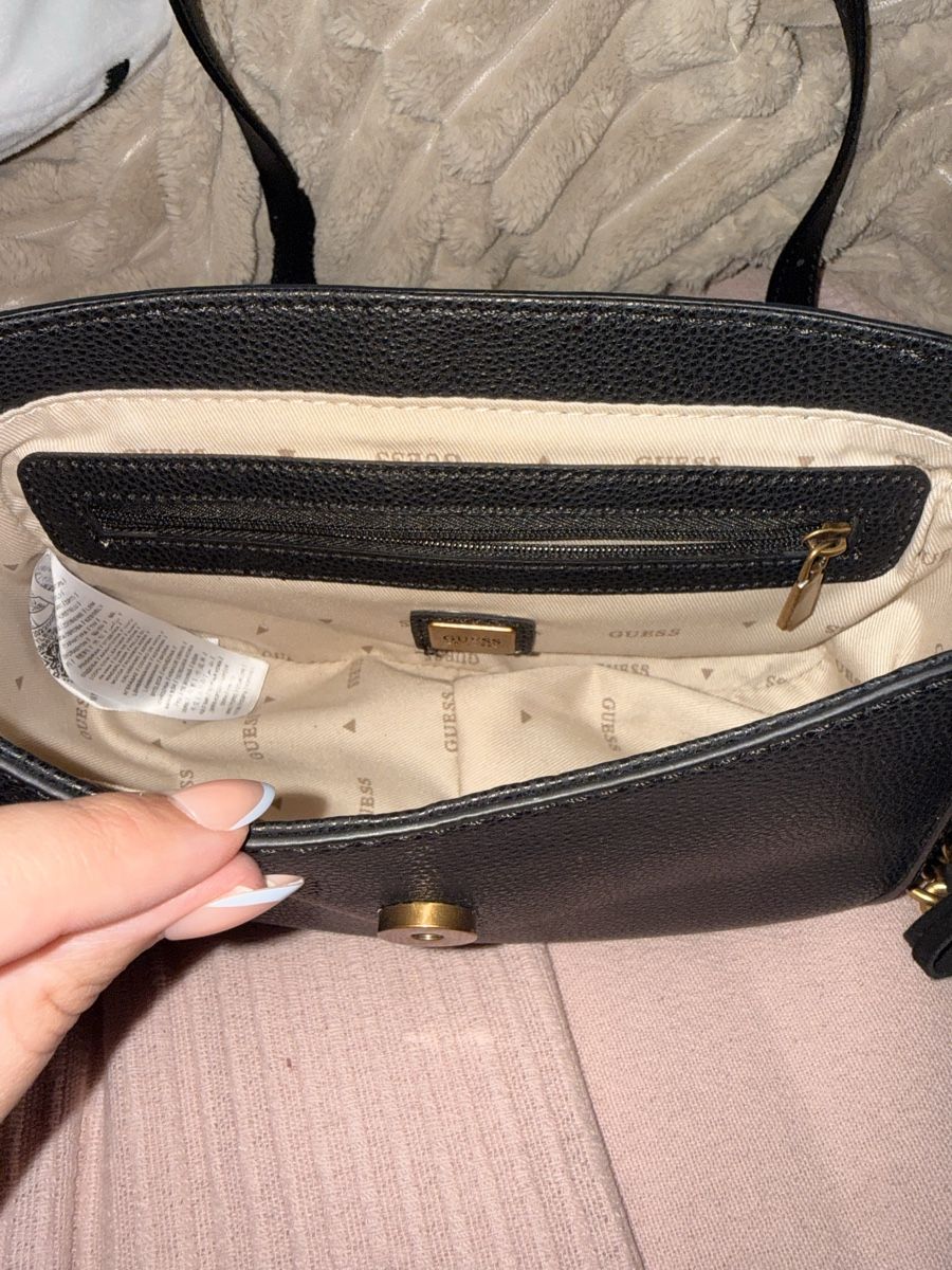 Guess Borse da donna: Guess Tasche – Usato da Mettmenstetten venduto da jae_qb7g 3