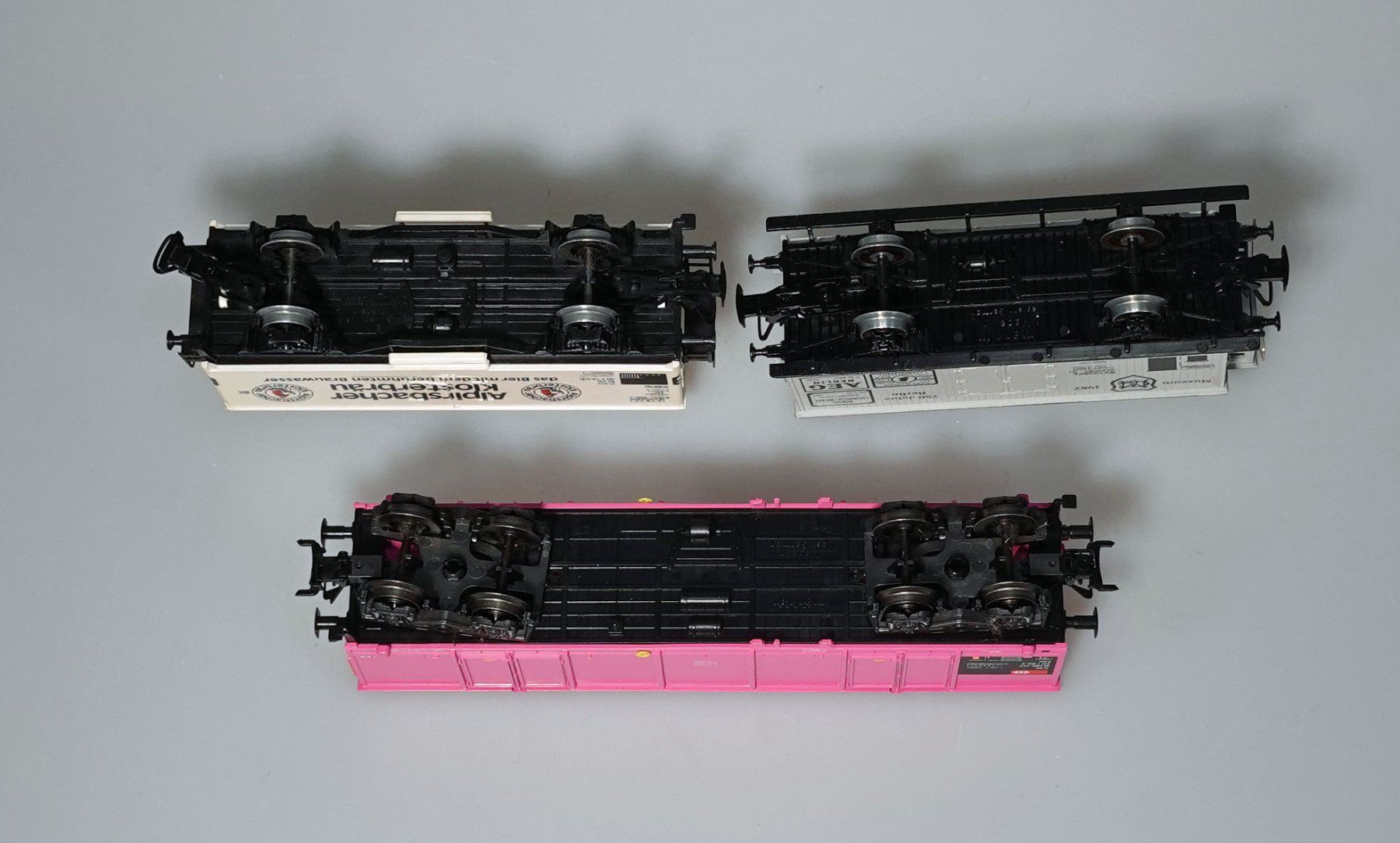 Märklin Modellini di ferrovie: Märklin H0 12 Containerwagen – Usato da Niederglatt ZH venduto da bego8172 7