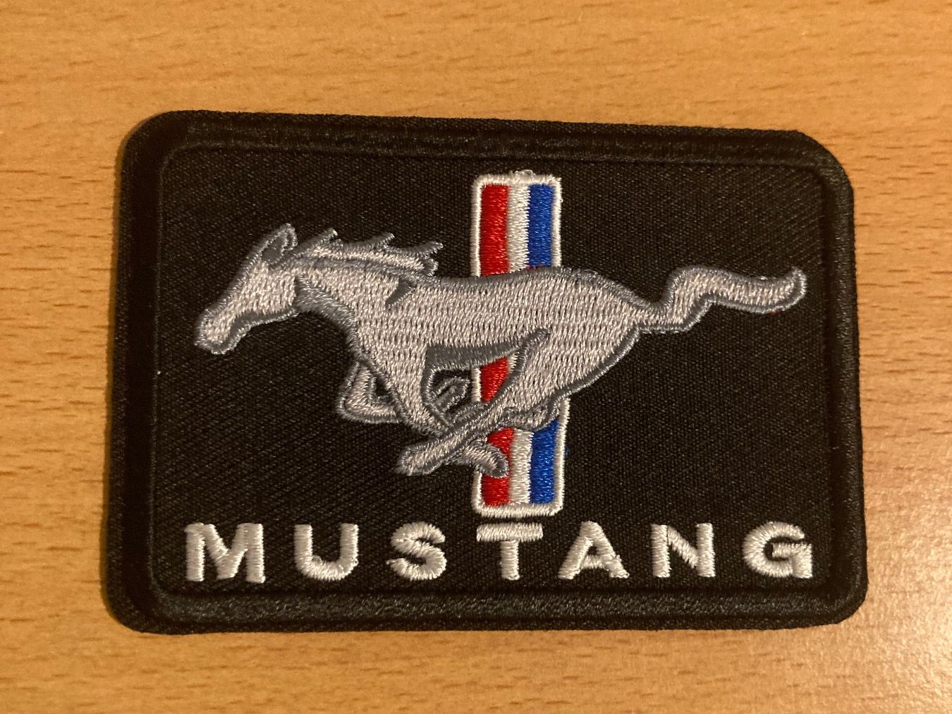Toppe: Ford Mustang Patch Sticker Aufnäher 1097 – Nuovo (secondo la descrizione) da Horn venduto da abutre72