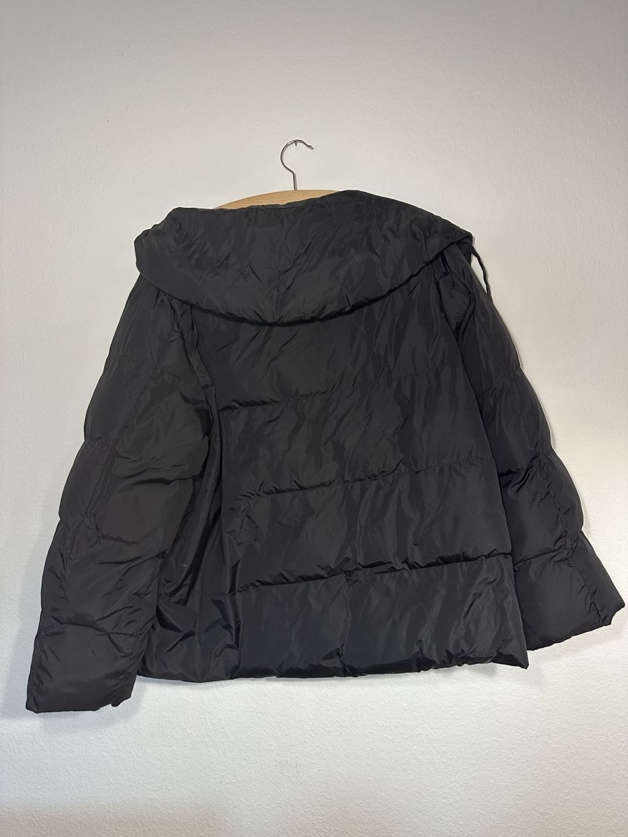 Opus Giacche: Opus Winterjacke, Gr. 42, Schwarz – Usato da Stäfa venduto da buecher10 6