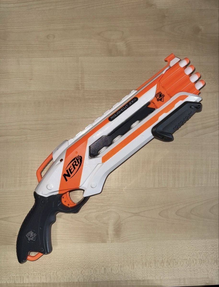 Nerf Jouets: Nerf Roughcut – D'occasion à Schneisingen par mar_8pjs