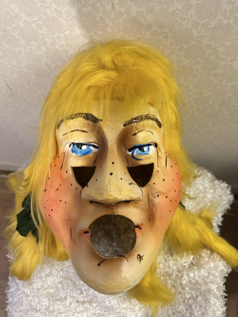 Maschere: Fasnachtsmaske, handbemalt Unikat Larfe – Usato da allschwil venduto da basel5