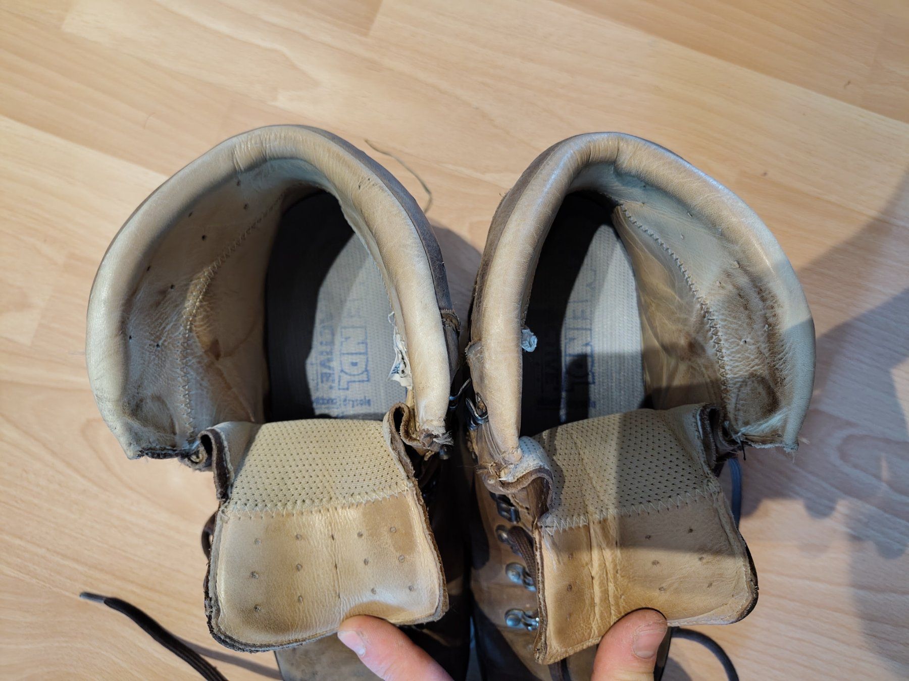 Meindl Chaussures hommes: Meindel Borneo Wanderschuhe Grösse 46 – D'occasion à Basel par OleThiele 5