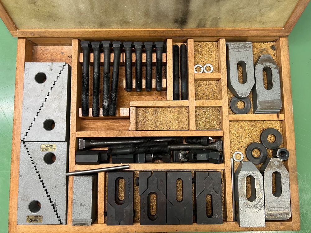 Jeu De Bridage CORMAK M10/12 Mm T12 - 58 Pièces Pour Fraiseuse - Neuf