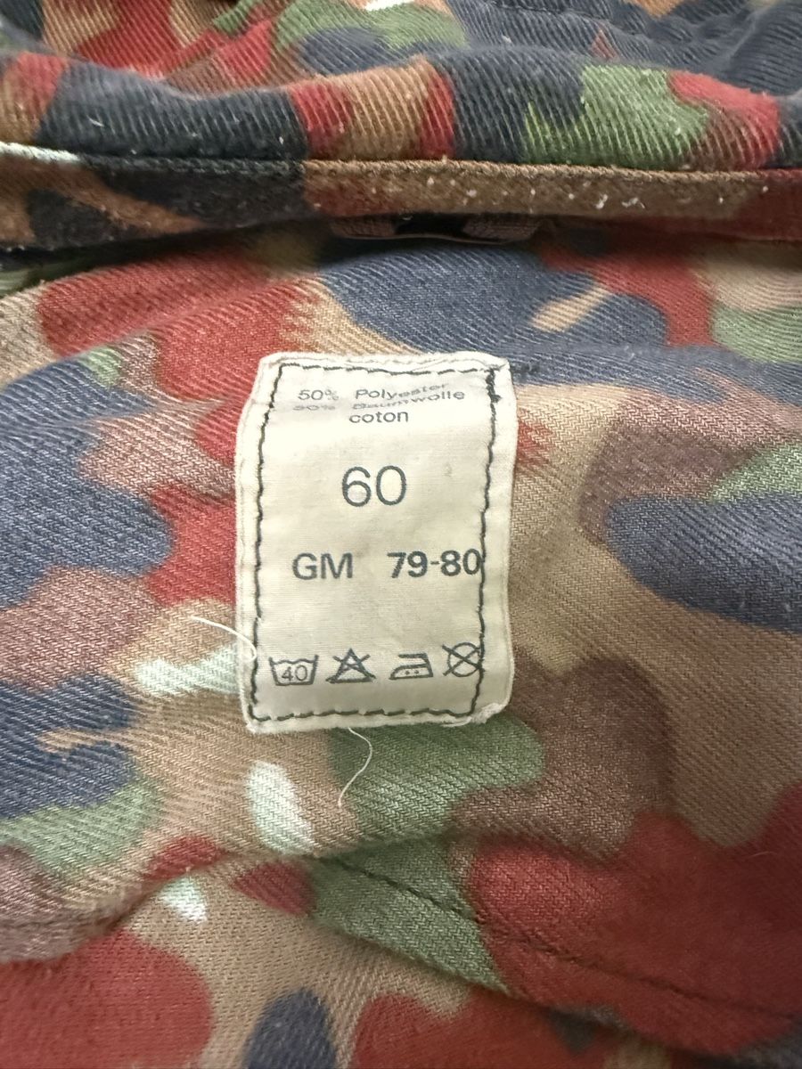 Schweizer Armee Uniformi: Original Kämpferjacke  – Usato da Monte Carasso venduto da Alexclio 1