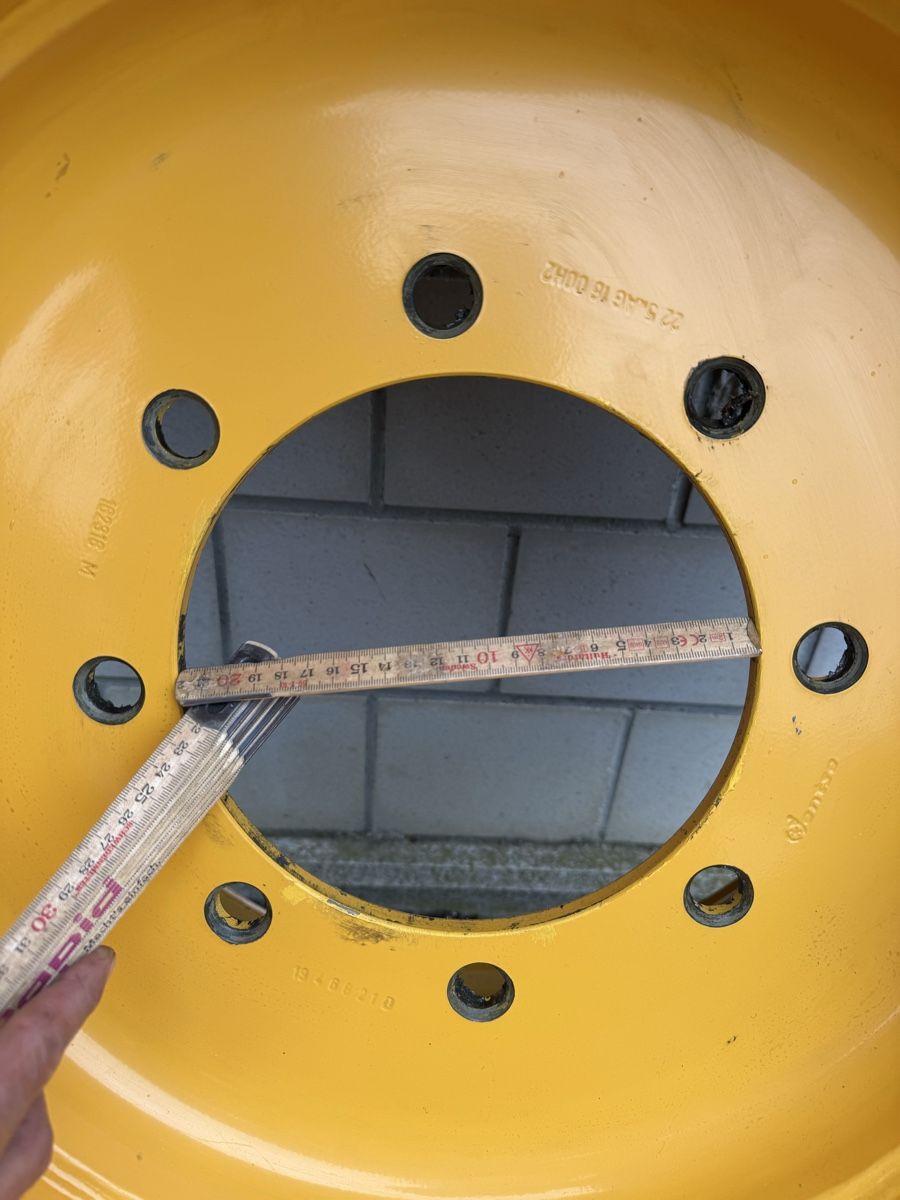 Pneus & Kompletträder: Original Räder zu Mecalac Bagger 12 MTX – Neu (gemäss Beschreibung) aus Grasswil von AniLu4 2