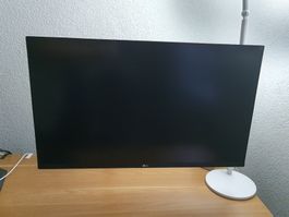 LG UltraFine 32UN880K-B PC Monitor 4K 32 Zoll 60 Hz