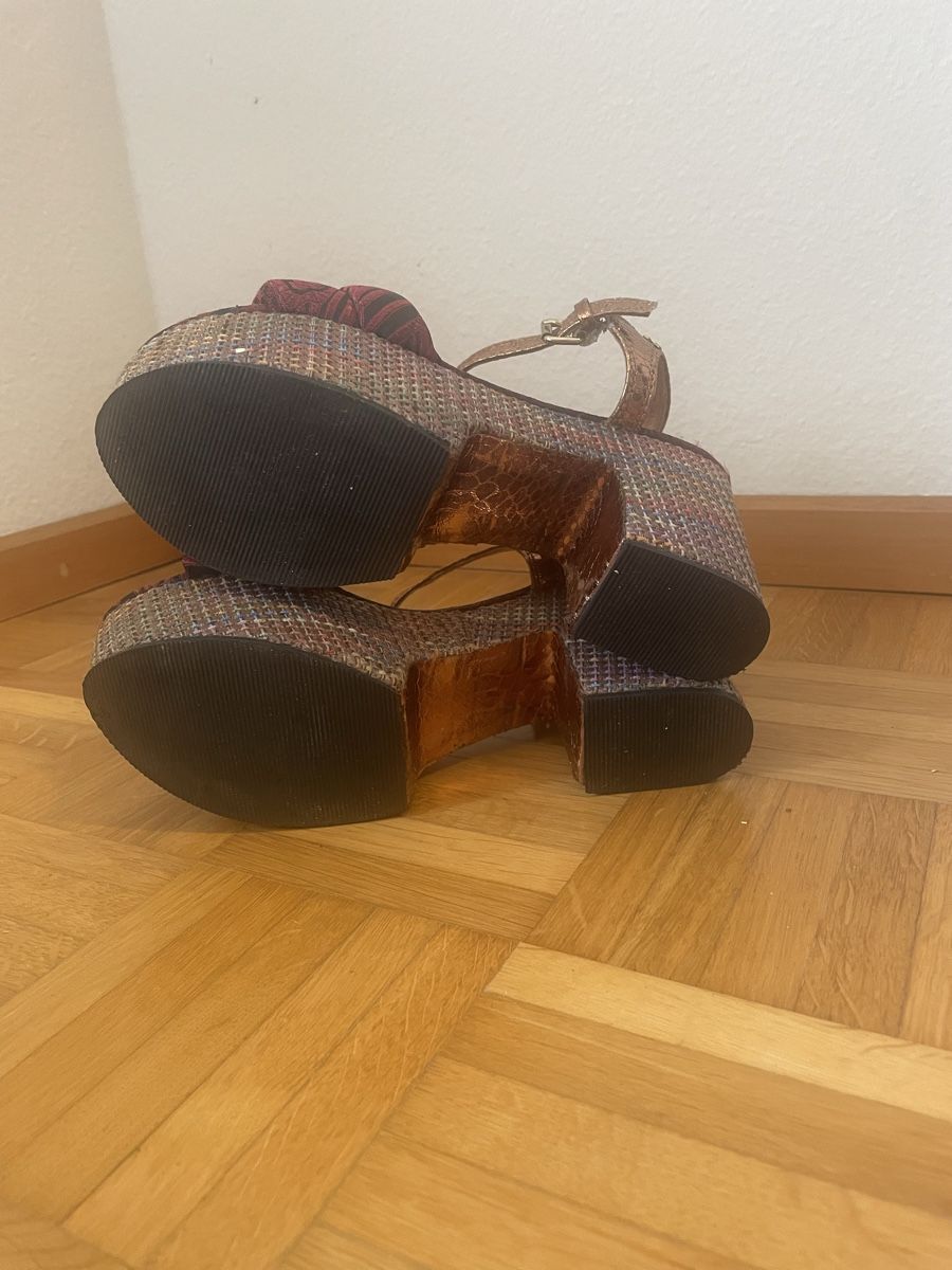 Scarpe da donna: Sandalen Plateau – Usato da Horn venduto da Jronimo 4