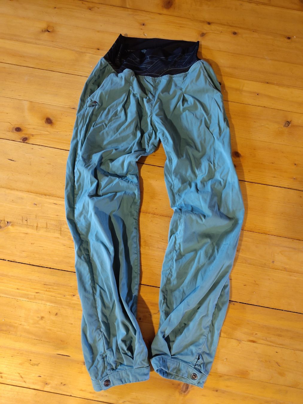 Pantaloni: Nograd Kletterhose – Usato da Thalheim venduto da N0RARS