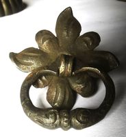 Kleiner Renaissence-Tür-, Truhen-Griff, mit Rosette
