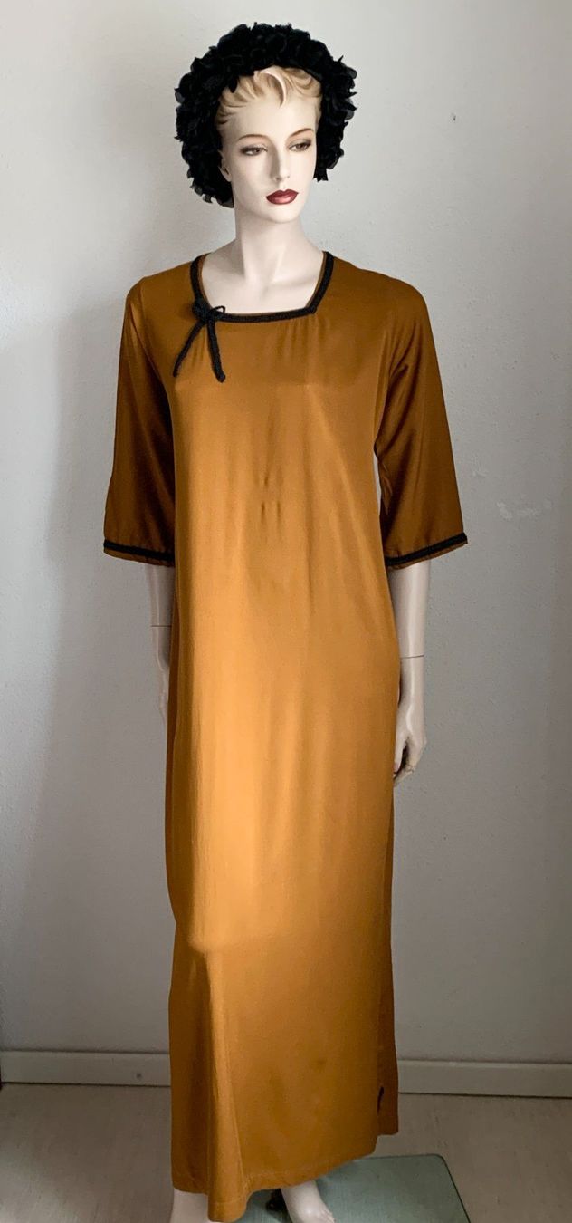 Tuniche: Langes Vintage Kleid/Tunika in Ockerfarbe – Usato da Kloten venduto da Nephty 3
