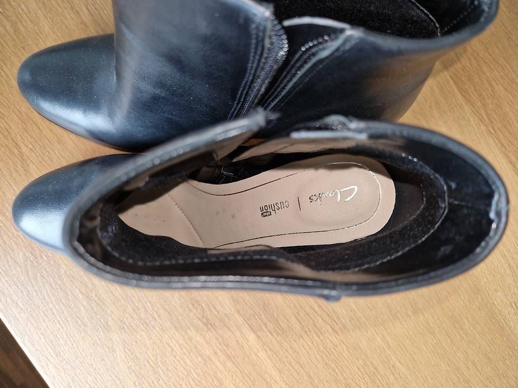 Scarpe da donna: Stiefeletten Clarks, Grösse 40 – Usato da Zürich venduto da _vici_ 3