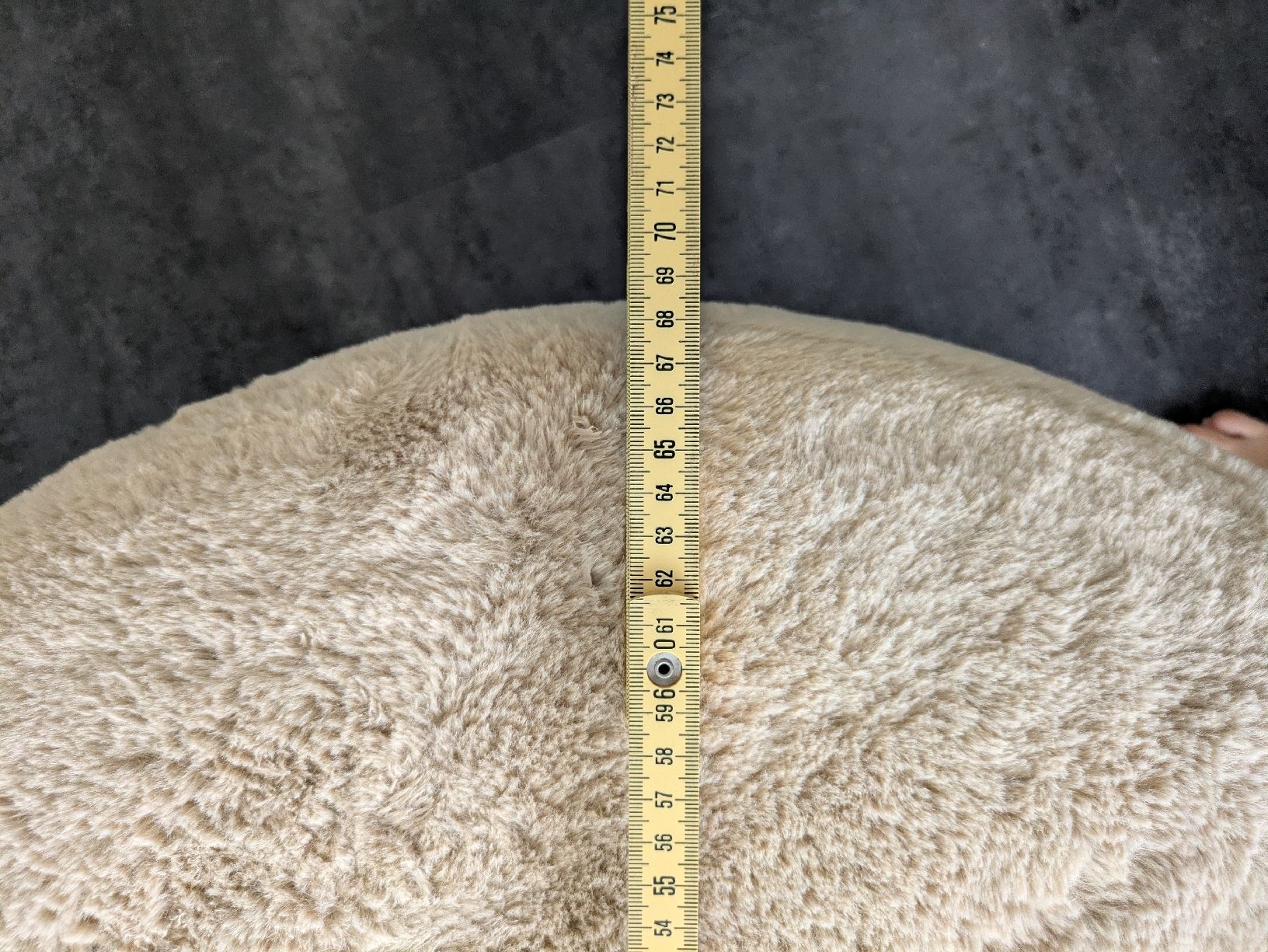 Jysk Sgabelli: Runder Pouf beiger Stoff – Usato da Sommeri venduto da Lili0113 2