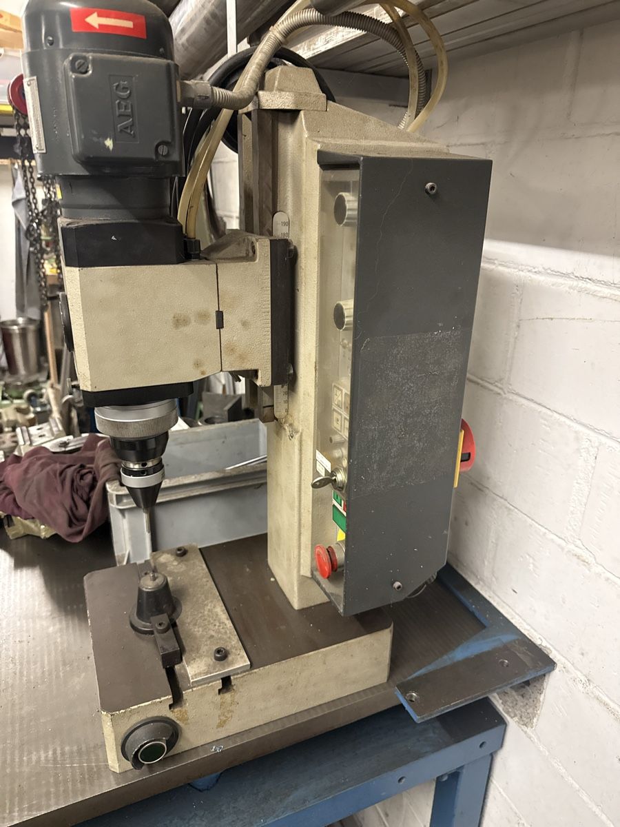Tutte le macchine: Taumelnietmaschine BODMER – Difettoso da Sirnach venduto da S54Power 2