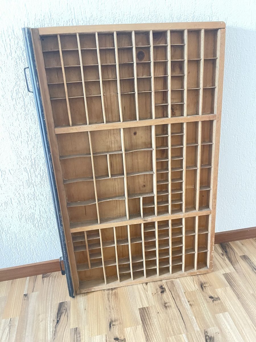 Articoli in legno: Antik Apotheke Schublade – Usato da Obfelden venduto da Moliva