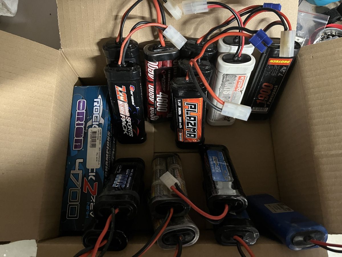 Nimh Batterie, Caricabatterie & Alimentatori: Lot batteries nimh  – Usato da Chêne-Bourg venduto da Jojolapin 1