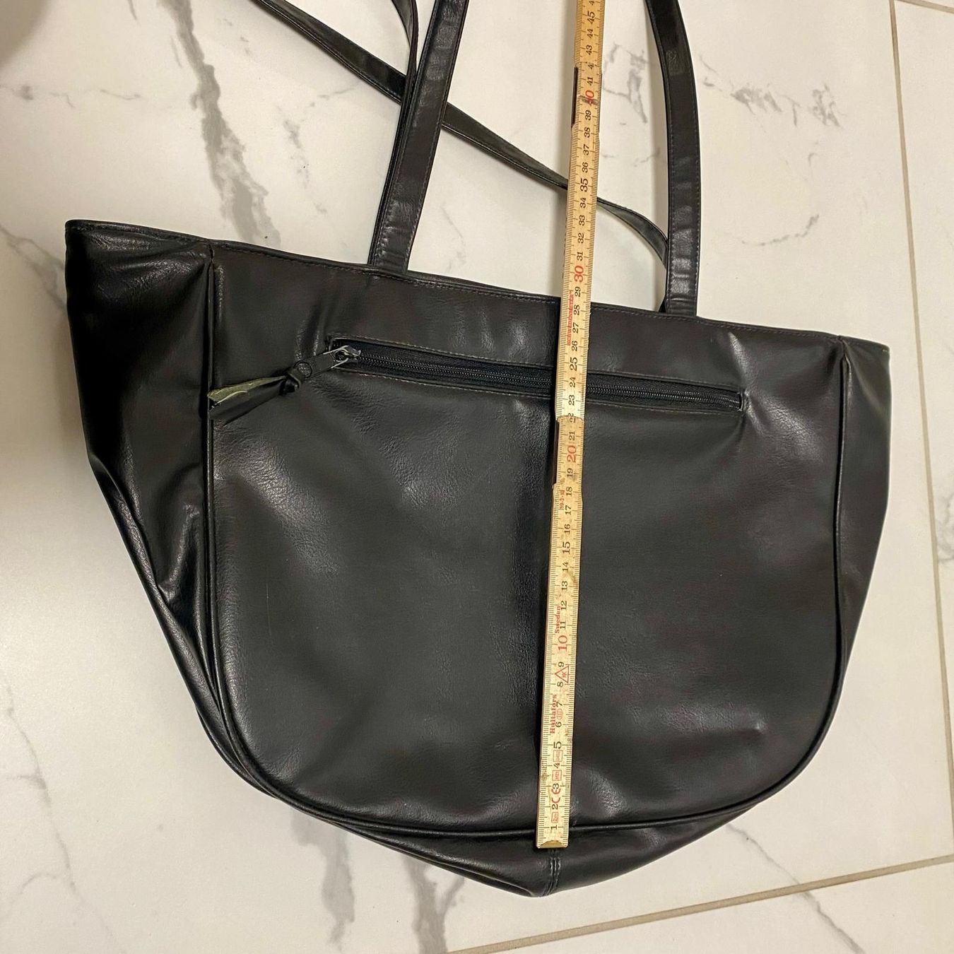 Borse da donna: Schwarze Vintage Handtasche / Schultertasche – Usato da Krauchthal venduto da MEWA01 2