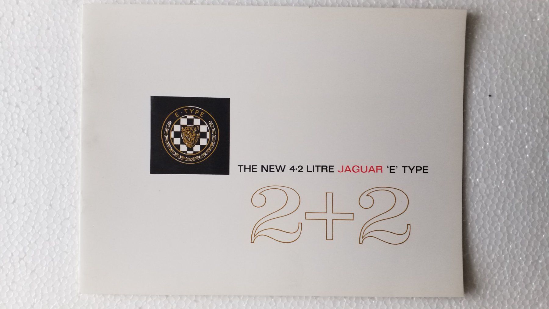 Jaguar Dokumente: Jaguar E type  2+2 – Neu (gemäss Beschreibung) aus La Brévine von rover827