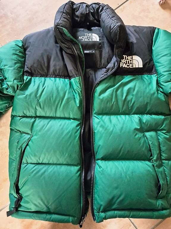Jacken: Doudoune North Face taille XS – Gebraucht aus La Tour-de-Trême von eva_h99x 2