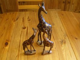 3 sehr schöne geschnitzte Giraffen aus Holz, Handarbeit