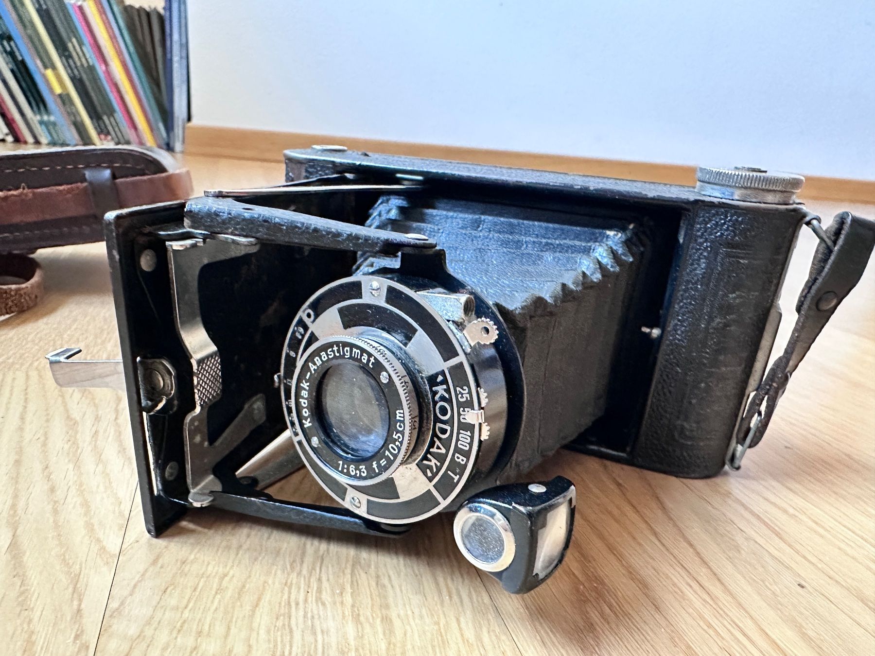 Kodak Kamera: Kodak Junior 620 + case – Gebraucht aus Sorengo von Littman