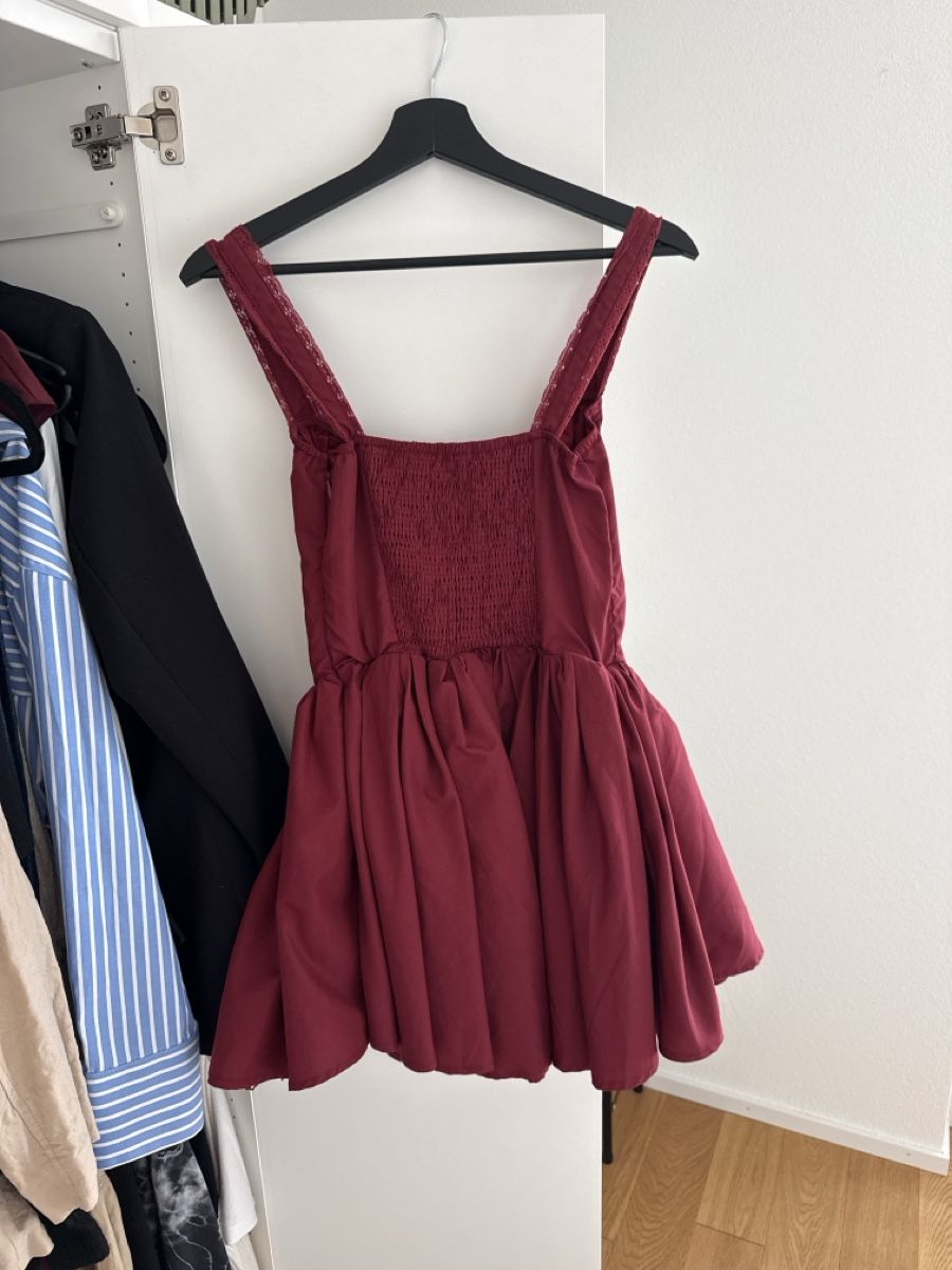 Robes: Dress – D'occasion à Nebikon par Preloved_bykelly 2