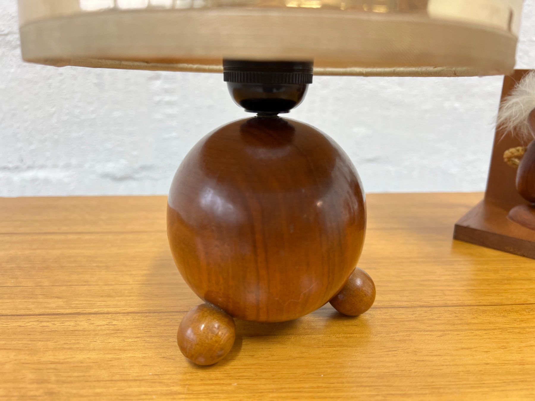 Lampade: Vintage Tischlampe - Teakholz – Usato da Walzenhausen venduto da stilvollwohnen 4