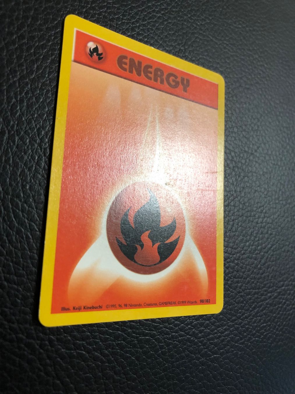 Pokémon Carte collezionabili: Base Set Fire Energy 98/102 Ab 1 – Usato da Paradiso venduto da Pkmn10 1