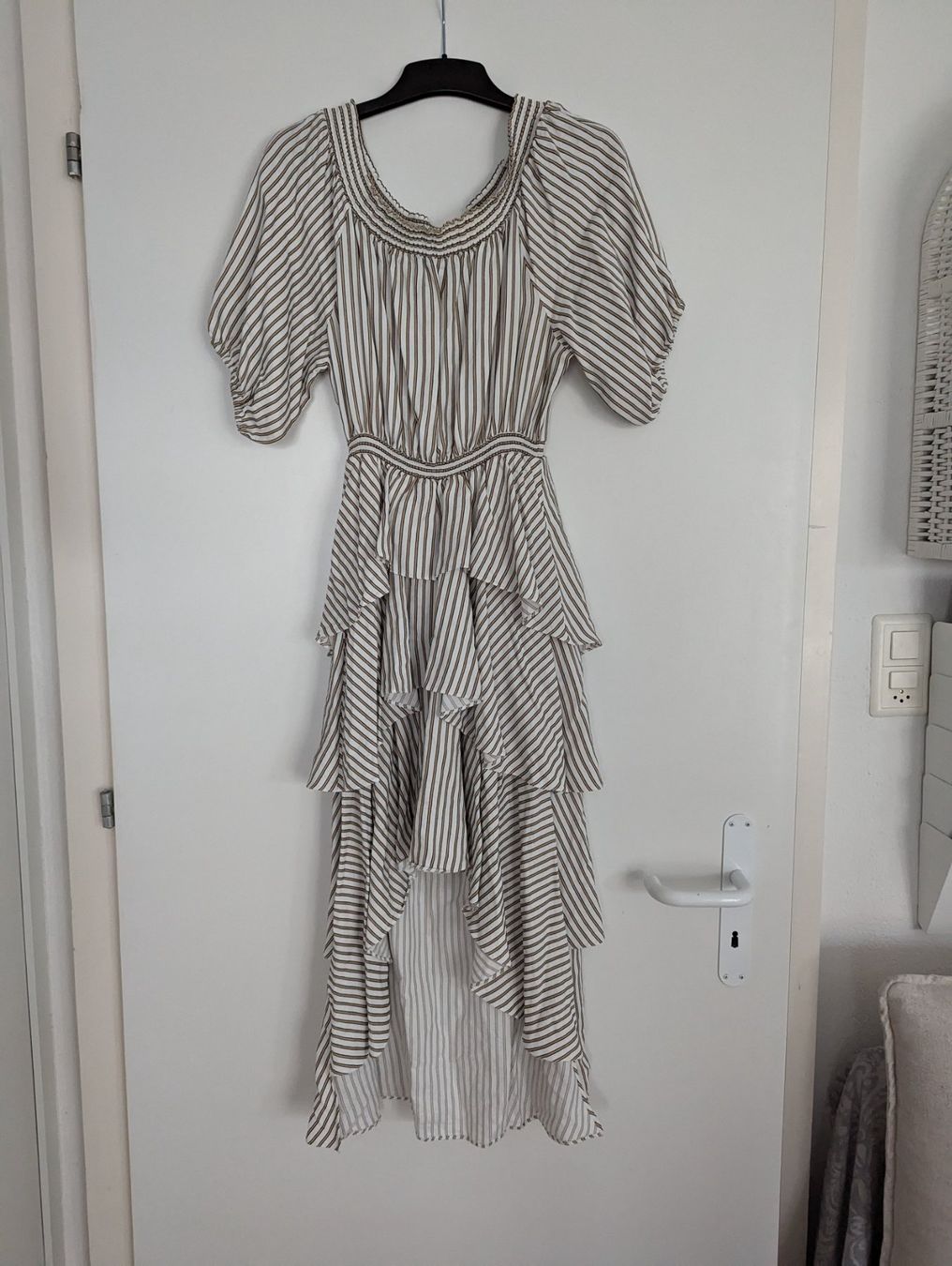 Maje Vestiti: Kleid von Maje, Gr. M, Carmenausschnitt, Neu – Nuovo (secondo la descrizione) da Chur venduto da Ronja777
