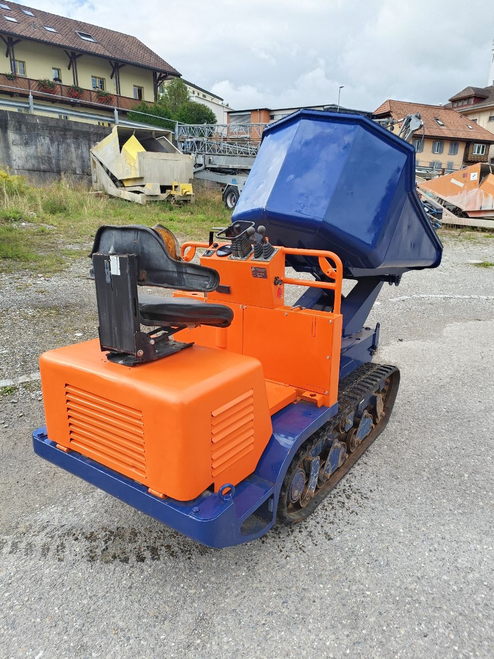 Hutter Bagger: Dumper Hutter HUKI 150 HR Dreiseitenkipper – Gebraucht aus St. Antoni von DuraMa 2