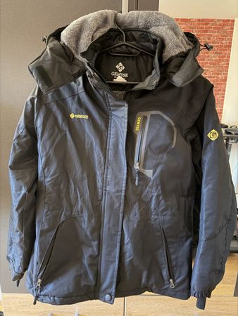 Ski jacket black